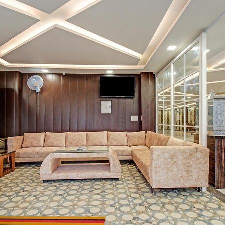 Townhouse Oak Vs Shivanya 勒克瑙 外观 照片